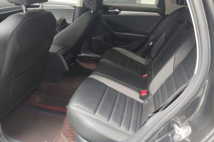 Used Volkswagen Sagitar 2021 280TSI DSG Excellence Edition Left Rear Seat