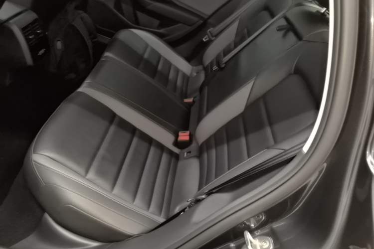 Used Volkswagen Sagitar 2021 280TSI DSG Excellence Edition Left Rear Seat