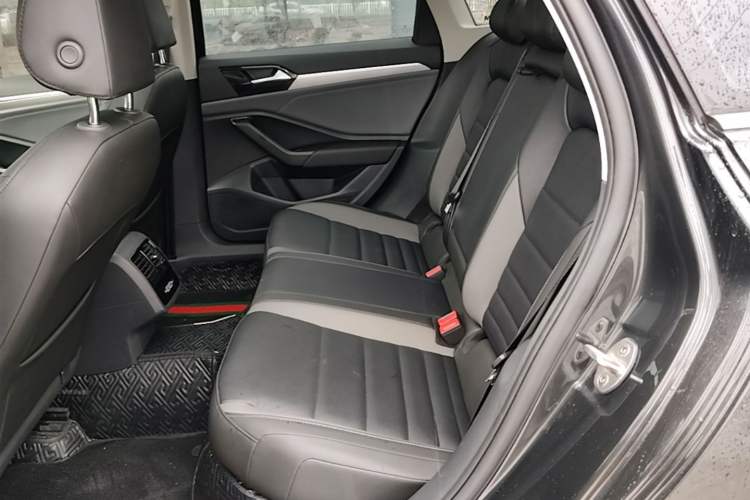 Used Volkswagen Sagitar 2021 280TSI DSG Excellence Edition Left Rear Seat