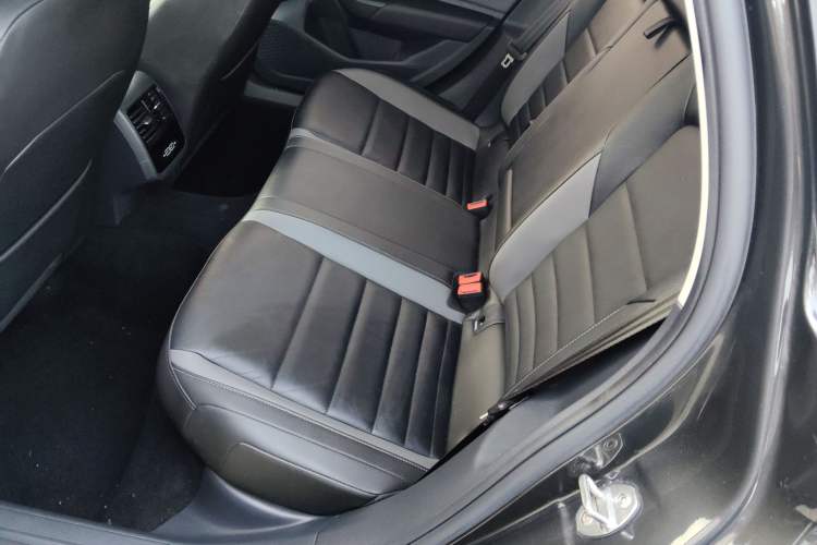 Used Volkswagen Sagitar 2021 200TSI DSG Excellence Edition Left Rear Seat