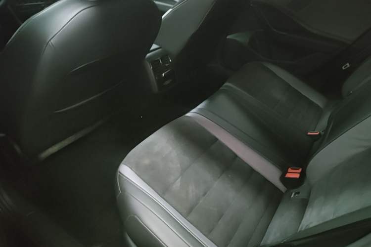 Used Volkswagen Sagitar 2021 280TSI DSG Excellence Edition Left Rear Seat