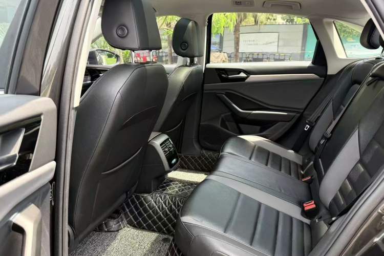 Used Volkswagen Sagitar 2021 280TSI DSG Excellence Edition Left Rear Seat