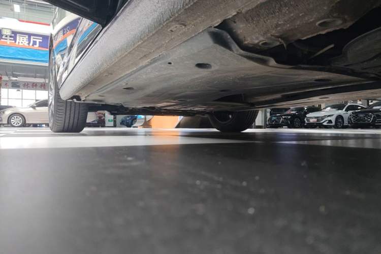 Used Volkswagen Sagitar 2021 280TSI DSG Excellence Edition Left Side Sill