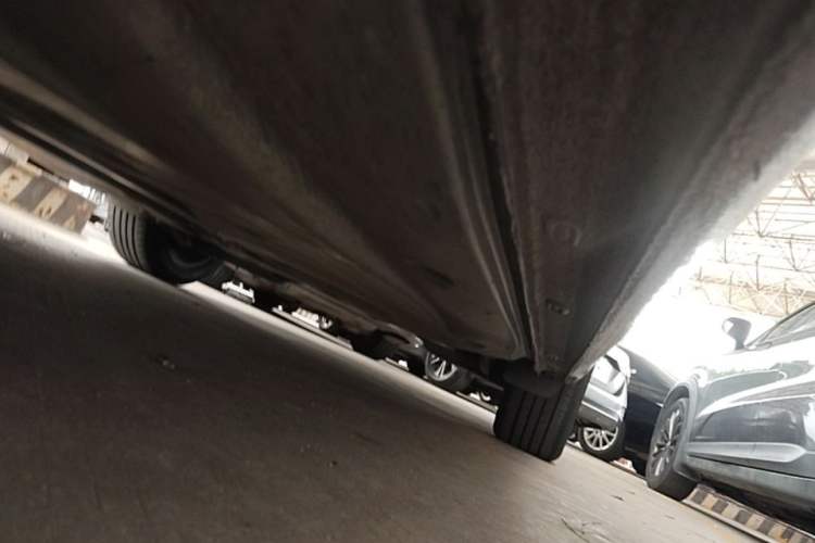 Used Volkswagen Sagitar 2021 280TSI DSG Excellence Edition Left Side Sill