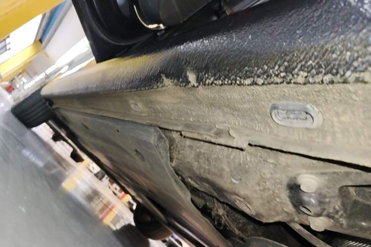 Used Volkswagen Sagitar 2021 280TSI DSG Excellence Edition Left Side Sill