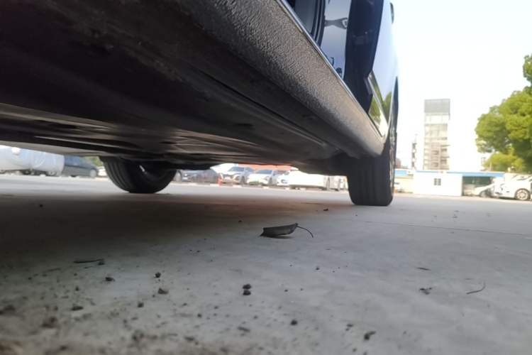 Used Volkswagen Sagitar 2021 280TSI DSG Luxury Smart Connectivity Edition Left Side Sill