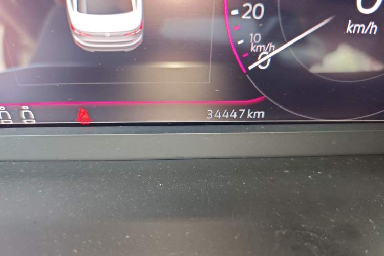 Used Volkswagen Sagitar 2021 280TSI DSG Excellence Edition Odometer Close Up