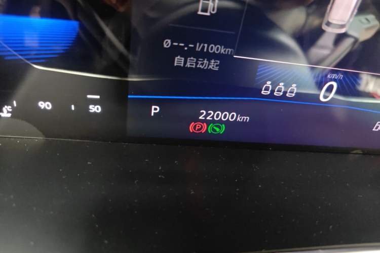 Used Volkswagen Sagitar 2021 280TSI DSG Excellence Edition Odometer Close Up