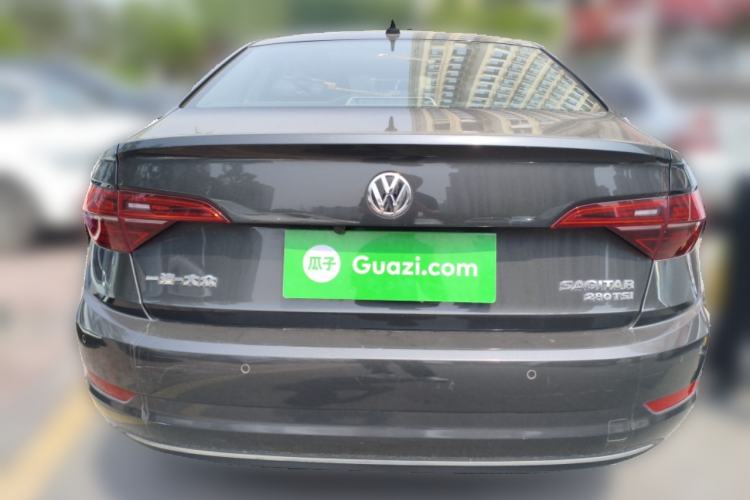 Used Volkswagen Sagitar  Rear