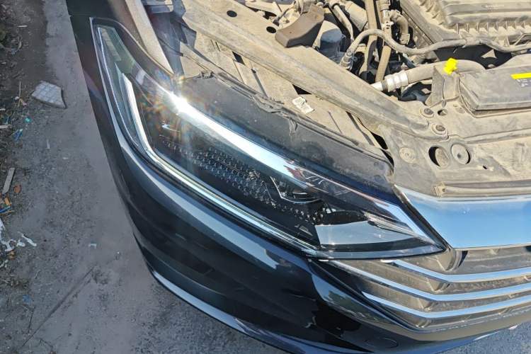 Used Volkswagen Sagitar 2021 280TSI DSG Comfort Connect Edition Right Front Headlight