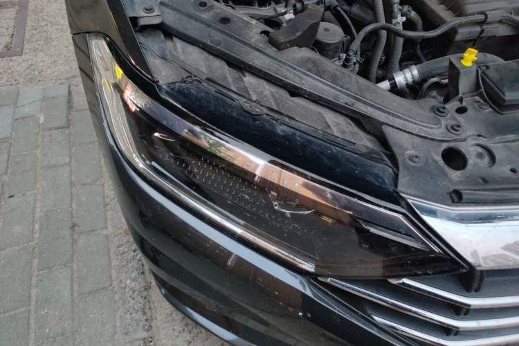 Used Volkswagen Sagitar 2021 280TSI DSG Comfort Connect Edition Right Front Headlight