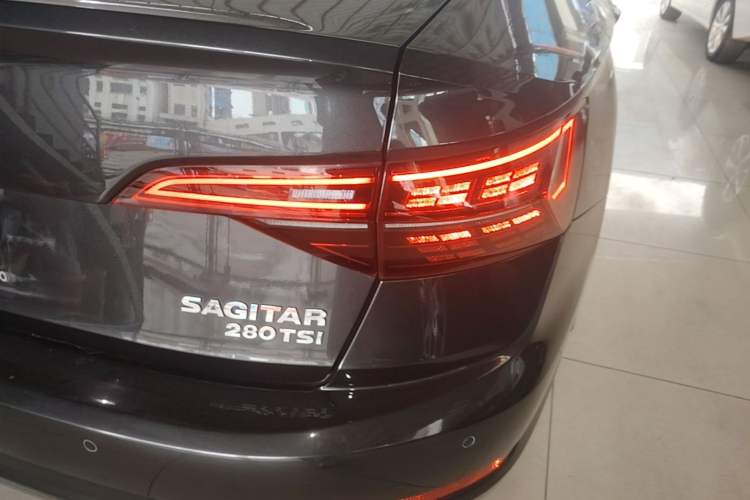 Used Volkswagen Sagitar 2021 280TSI DSG Comfort Connect Edition Right Rear Taillight