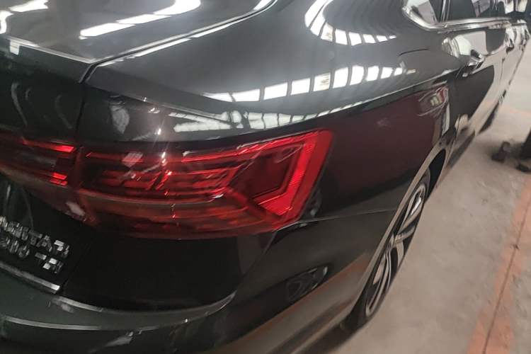 Used Volkswagen Sagitar 2021 280TSI DSG Excellence Edition Right Rear Taillight