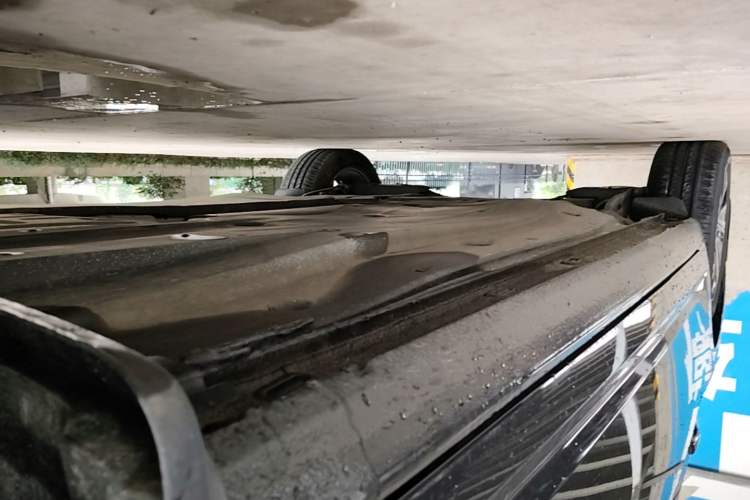 Used Volkswagen Sagitar 2021 280TSI DSG Excellence Edition Right Side Sill