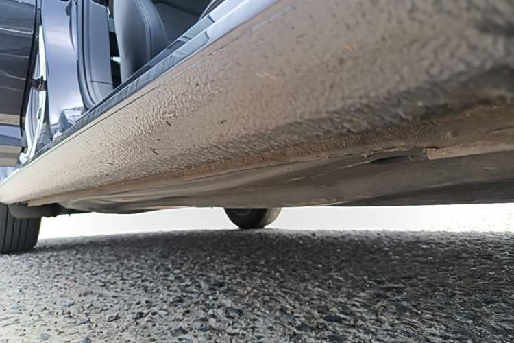 Used Volkswagen Sagitar 2021 200TSI DSG Comfort Connect Edition Right Side Sill