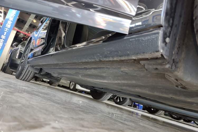 Used Volkswagen Sagitar 2021 200TSI DSG Comfort Connect Edition Right Side Sill