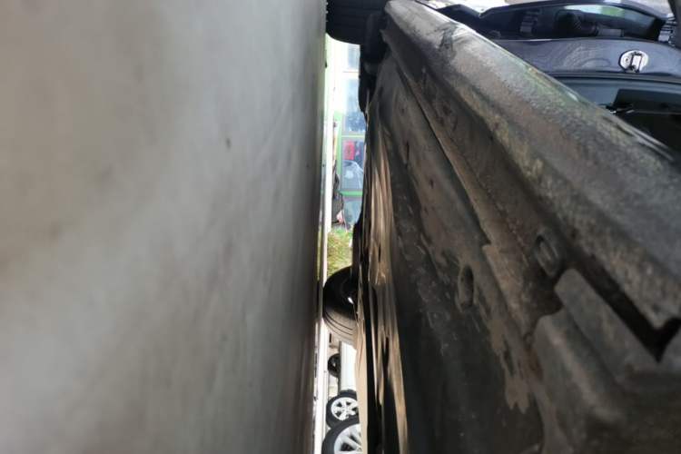 Used Volkswagen Sagitar 2021 280TSI DSG Comfort Connect Edition Right Side Sill