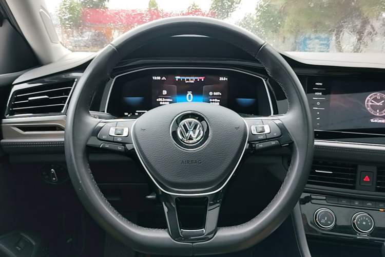 Used Volkswagen Sagitar 2021 280TSI DSG Excellence Edition Steering Wheel
