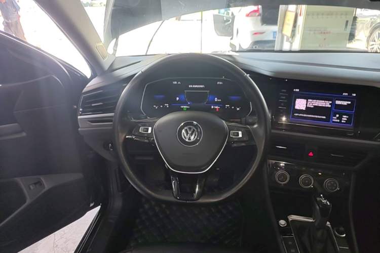 Used Volkswagen Sagitar 2021 200TSI DSG Comfort Connect Edition Steering Wheel