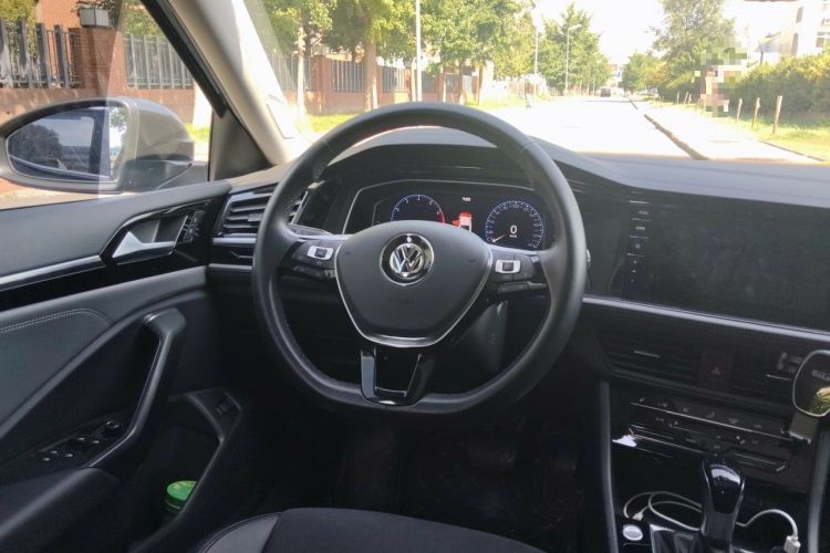 Used Volkswagen Sagitar 2021 280TSI DSG Luxury Smart Connectivity Edition Steering Wheel
