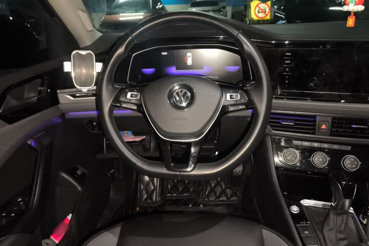 Used Volkswagen Sagitar 2021 280TSI DSG Excellence Edition Steering Wheel