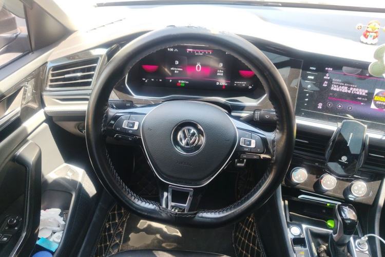 Used Volkswagen Sagitar 2021 280TSI DSG Excellence Edition Steering Wheel
