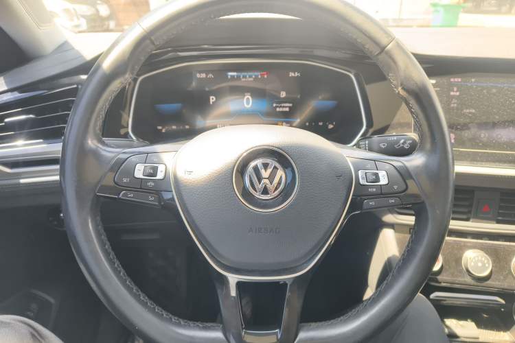 Used Volkswagen Sagitar 2021 280TSI DSG Excellence Edition Steering Wheel