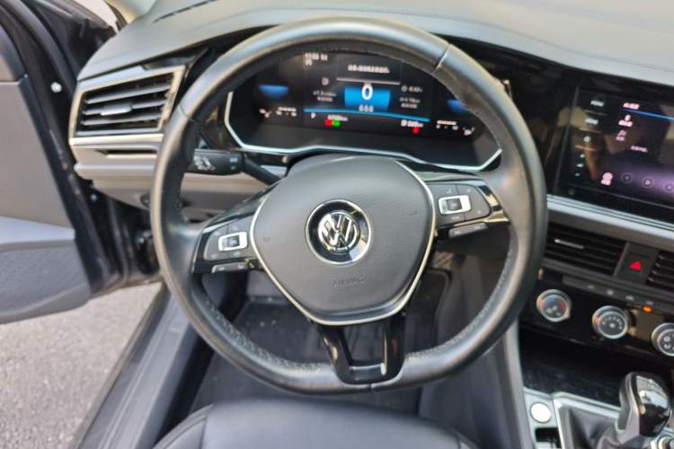 Used Volkswagen Sagitar 2021 280TSI DSG Comfort Connect Edition Steering Wheel