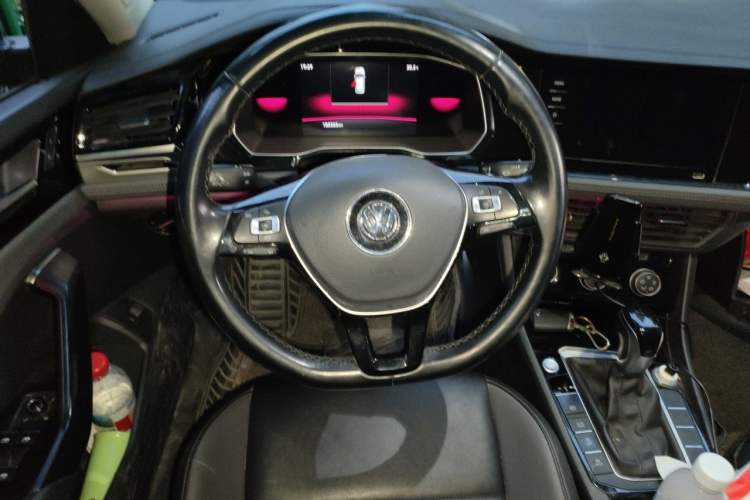 Used Volkswagen Sagitar 2021 280TSI DSG Comfort Connect Edition Steering Wheel