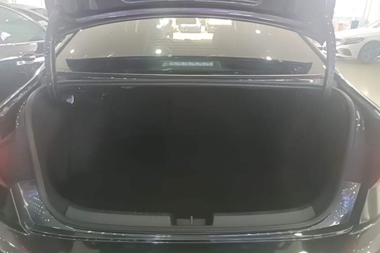 Used Volkswagen Sagitar 2021 280TSI DSG Comfort Connect Edition Trunk