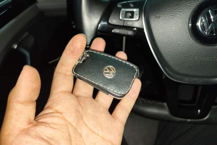 Used Volkswagen Sagitar 2021 280TSI DSG Excellence Edition Vehicle Key