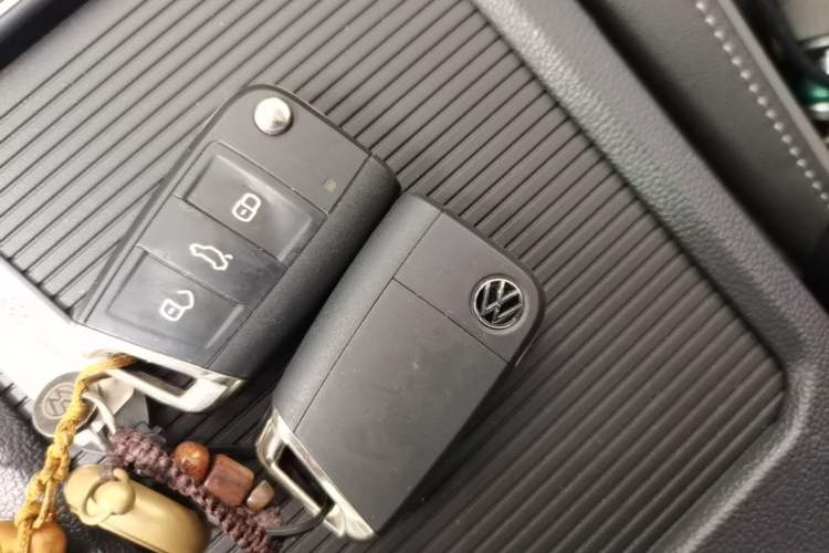 Used Volkswagen Sagitar 2021 280TSI DSG Comfort Connect Edition Vehicle Key