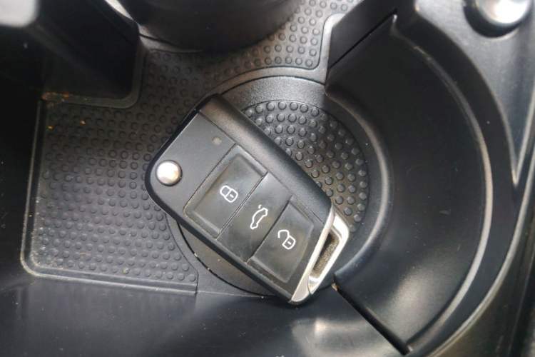 Used Volkswagen Sagitar 2021 280TSI DSG Excellence Edition Vehicle Key