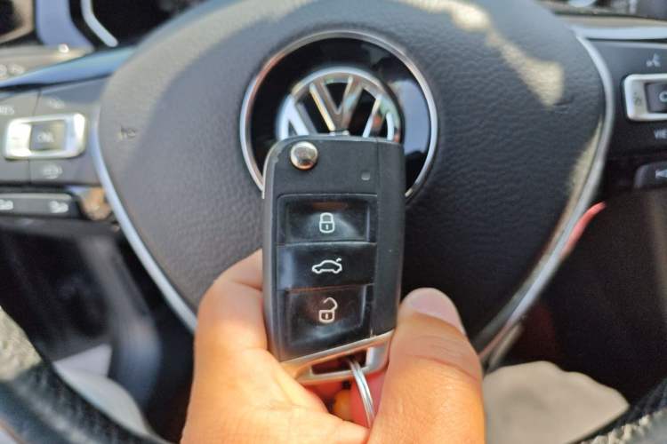 Used Volkswagen Sagitar 2021 280TSI DSG Comfort Connect Edition Vehicle Key