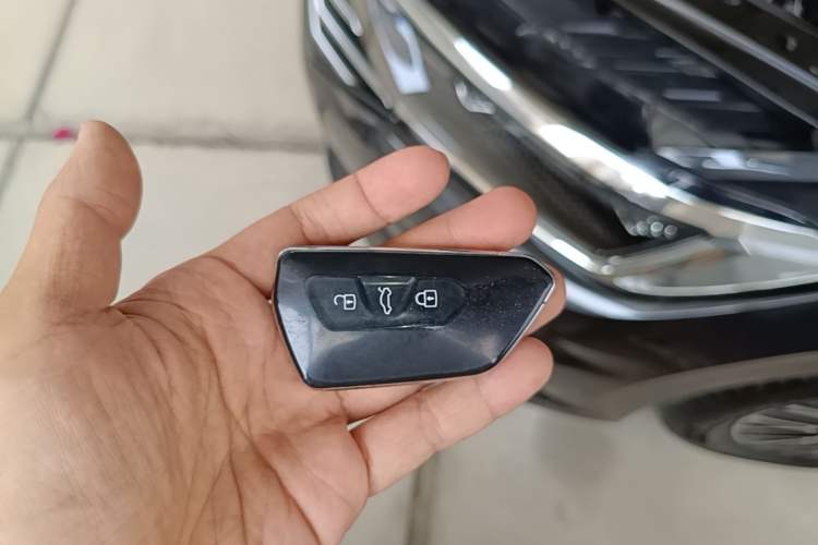 Used Volkswagen Sagitar 2021 280TSI DSG Comfort Connect Edition Vehicle Key