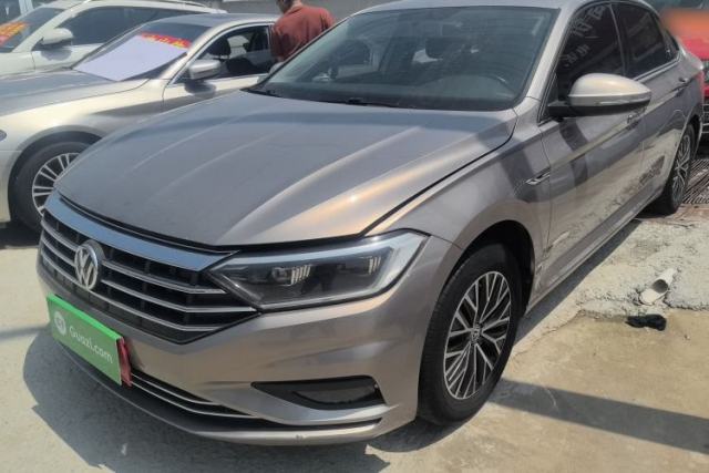 Ojetý Volkswagen Sagitar 2021 280TSI DSG Comfort Connect Edition