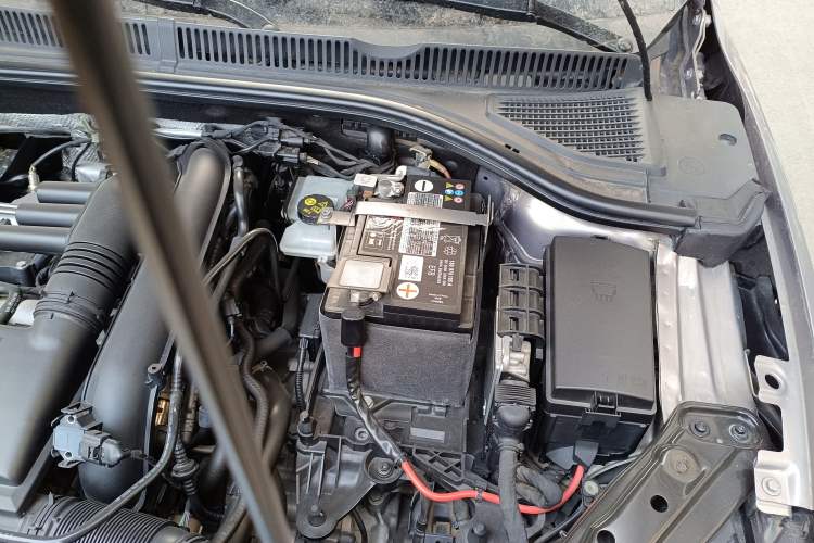 Used Volkswagen Sagitar 2021 200TSI DSG Comfort Connect Edition Engine Bay Left