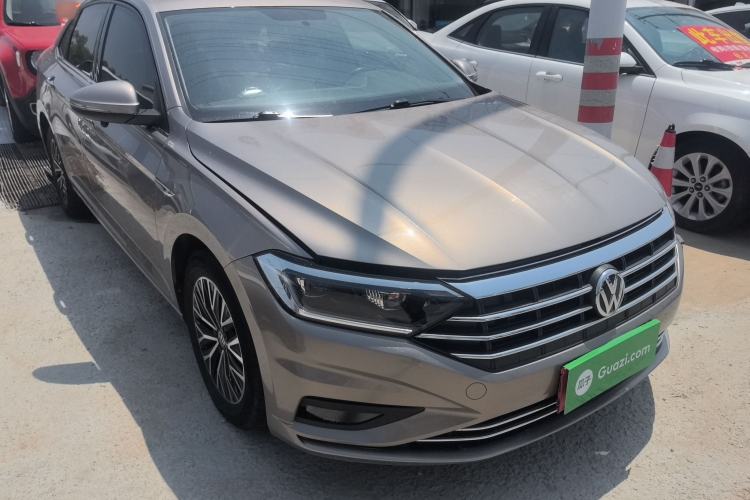 Used Volkswagen Sagitar 2021 280TSI DSG Comfort Connect Edition Front Right 45 Deg
