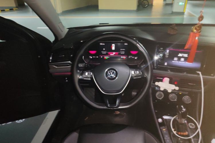 Used Volkswagen Sagitar 2021 280TSI DSG Comfort Connect Edition Steering Wheel