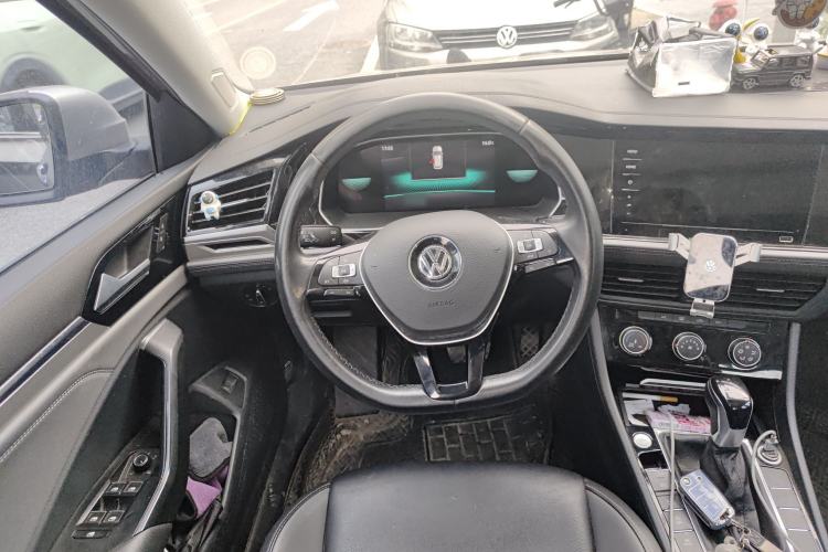 Used Volkswagen Sagitar 2021 200TSI DSG Excellence Edition Steering Wheel