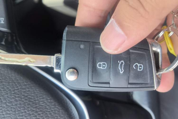 Used Volkswagen Sagitar 2021 280TSI DSG Comfort Connect Edition Vehicle Key