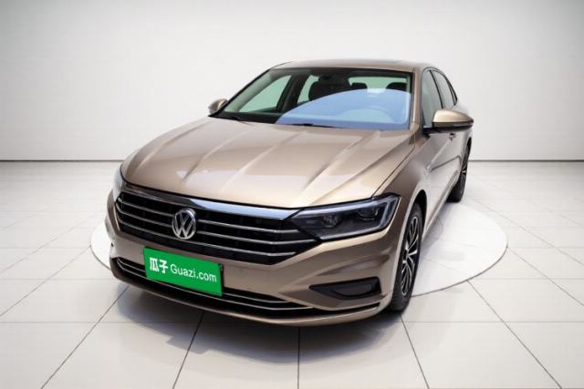 Ojetý Volkswagen Sagitar 2021 280TSI DSG Comfort Connect Edition