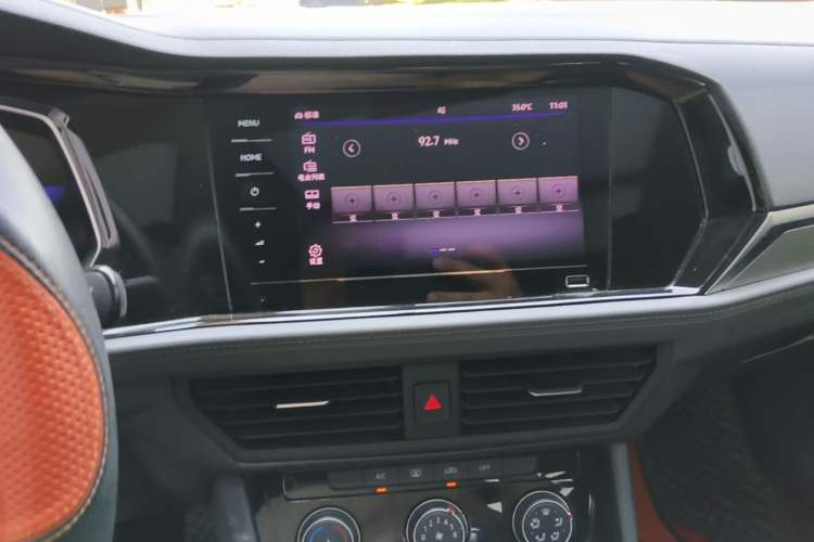 Used Volkswagen Sagitar 2021 280TSI DSG Excellence Edition Audio And AC Panel
