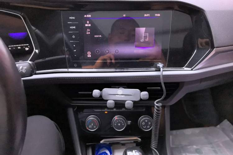 Used Volkswagen Sagitar 2021 280TSI DSG Comfort Connect Edition Audio And AC Panel