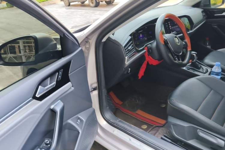 Used Volkswagen Sagitar 2021 280TSI DSG Excellence Edition Driver Seat
