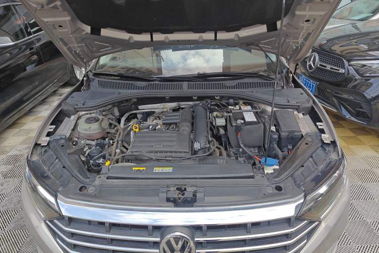 Used Volkswagen Sagitar 2021 280TSI DSG Luxury Smart Connectivity Edition Engine Bay