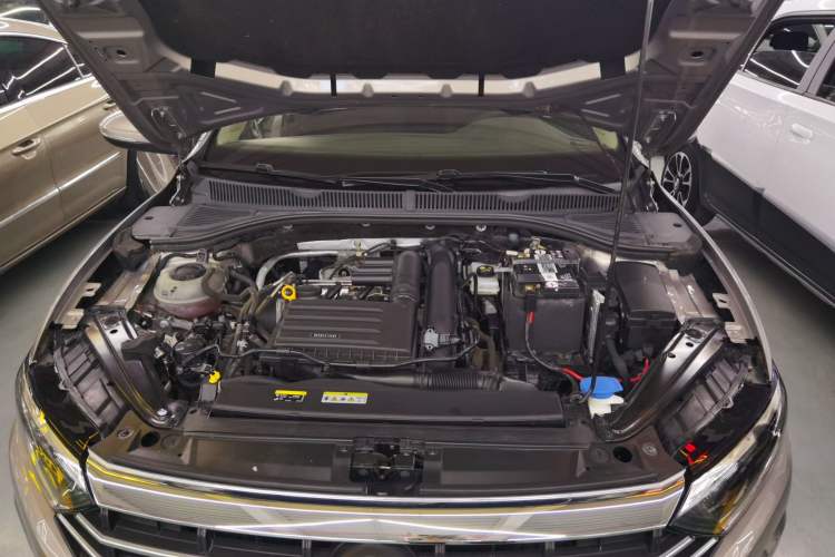 Used Volkswagen Sagitar 2021 280TSI DSG Excellence Edition Engine Bay