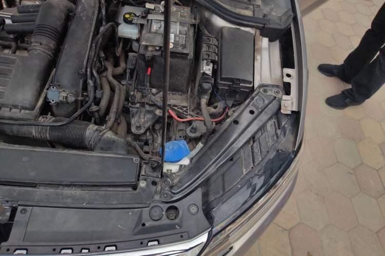 Used Volkswagen Sagitar 2021 200TSI DSG Excellence Edition Engine Bay Left