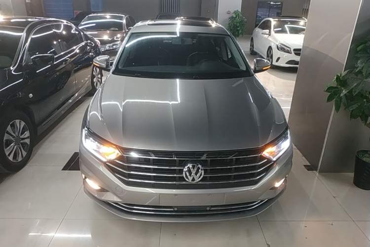 Used Volkswagen Sagitar 2021 280TSI DSG Excellence Edition Front
