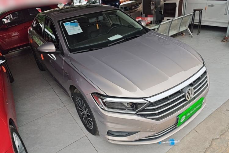 Used Volkswagen Sagitar 2021 200TSI DSG Comfort Connect Edition Front Right 45 Deg